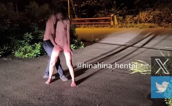 ライトで照らしながら撮影　遠からでも影が見えちゃう野外露出