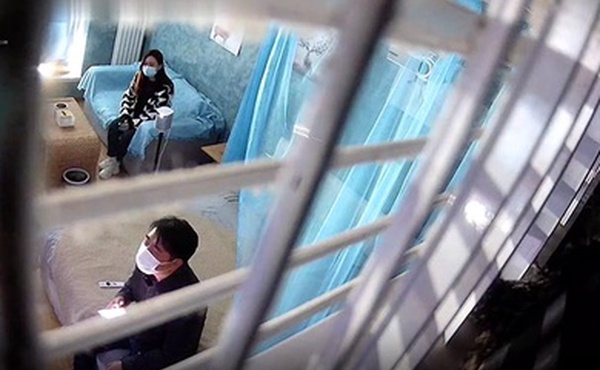 酒店摄像头新台解密偷拍_绿帽男带媳妇和网友激情3p轮插媳妇哭喊我不