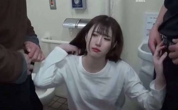 要给4个猛男服务1V45P被内射多次鸡巴多到吃不过来被轮流操到最后内射