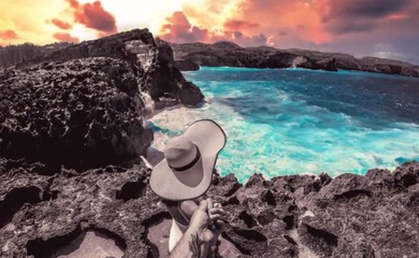 韩国情侣自拍偷拍第3弹韩国洪岛美女模特与她的大洋马男友自拍无套做爱太骚了