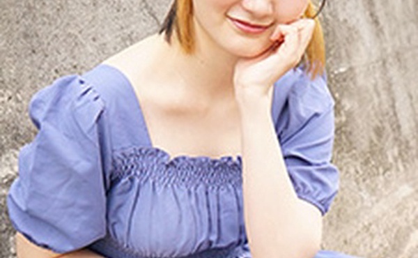 感觉太好了我不能再这样了！素人女孩的阴部一段时间以来第一次超越了生鸡巴的极限！光川唯