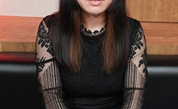 素人AV采访～两天至少自慰一次的顽皮素人女孩～长野志保