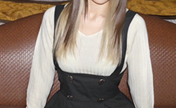 业余第一枪！我想和不同的人发生性关系。川崎鸣美