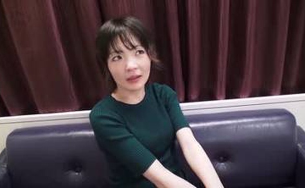 请怪我穿着裸体围裙。鹤野优