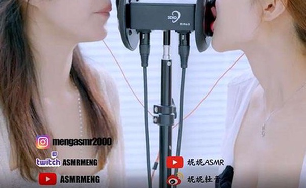 ASMR双人舔耳_小萌_喘息_口腔音_舔耳_弹舌音