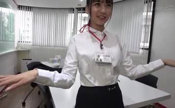 107SHYN-157 ロケ研修中の女子社員宮崎リンに突撃！野球拳