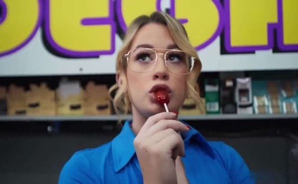 欧美系列淫荡的便利店收银员