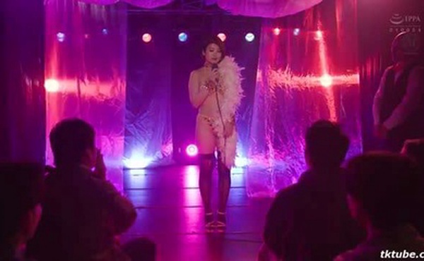 JUQ-776在脫衣舞劇院跳舞的已婚婦女押川尤里