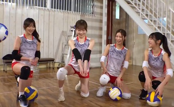 【流出映像】ママさんバレーチーム～練習後の大乱交～【ゆいか/あさみ/しおり/さちか】～しおり＆さちか編～STCV-584