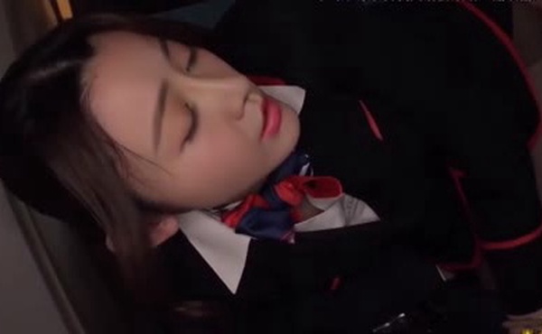 AI-王鸥-长途飞行要注意身心健康挑逗骚逼