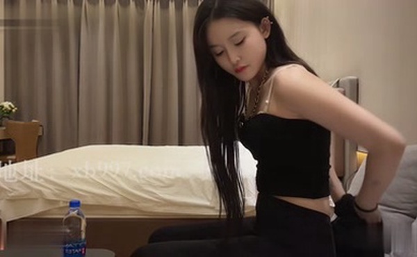 探花2000元约的花臂妹子身材极品UN_KVIDEO_29092025_0655