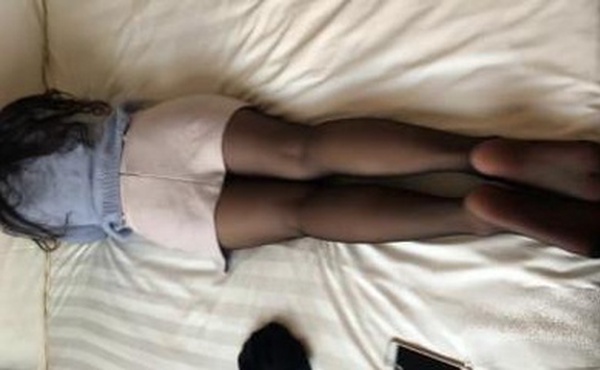 约啪极品爆乳大三学妹XO-黑丝长腿足交乳交口交打炮各种玩弄