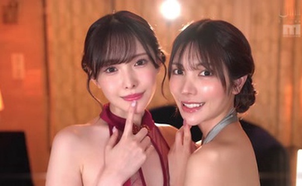 楓カレンと新ありな。最強のふたり。女神ハーレム 今世紀最も美しいお姉さんに挟まれ痴女られSpecialUncensored-MIDA-039 